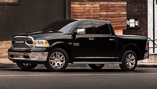 Auto Emergency Braking Should Be Standard On Buses And Big Trucks, According To NHTSA